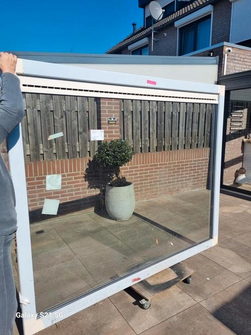Splinternieuw Kunstofkozijn met Dubbel Glas, Doe-het-zelf en Verbouw, Kozijnen en Schuifpuien, Zo goed als nieuw, Raamkozijn, Kunststof