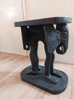 Uniek houten tafeltje, Huis en Inrichting, Tafels | Bijzettafels, Ophalen, Hout, Minder dan 55 cm