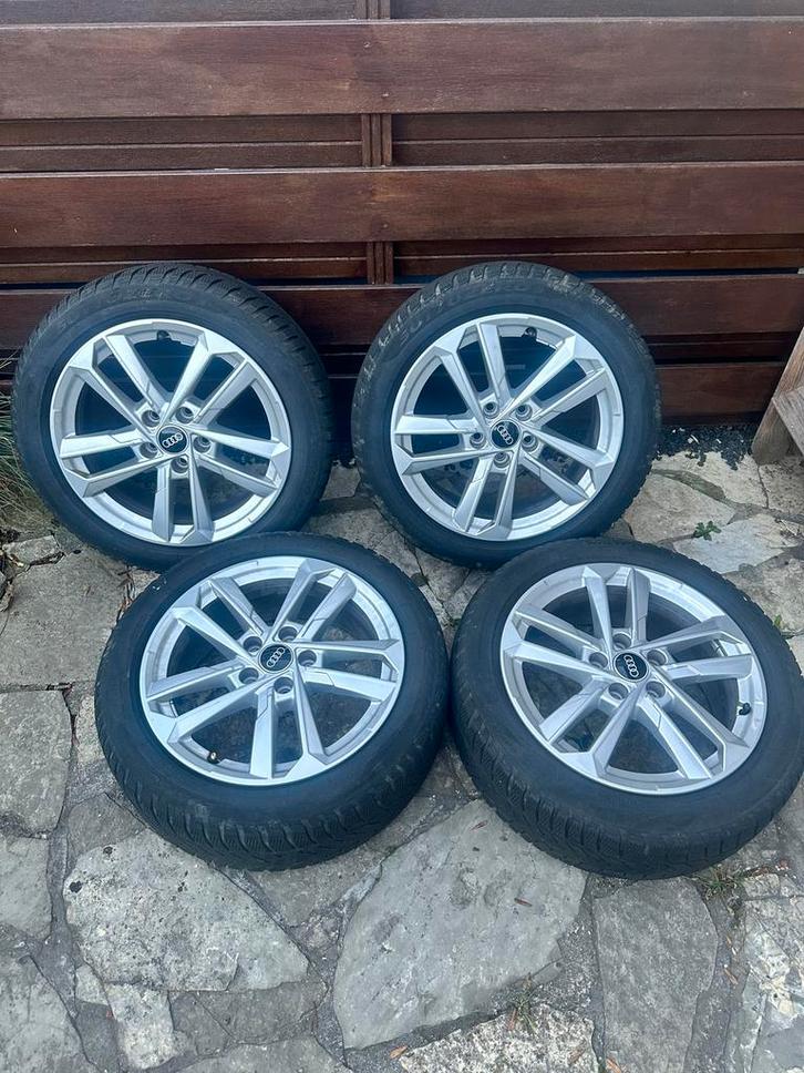 Audi Velgen met Pirelli Winterbanden 205/50 R17, Auto-onderdelen, Banden en Velgen, Velg(en), Winterbanden, 17 inch, 205 mm, Personenwagen