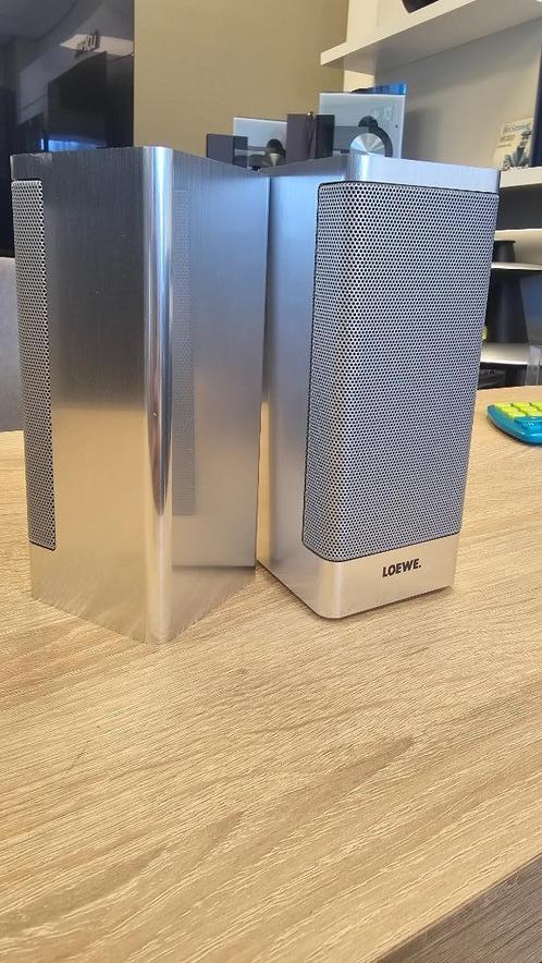 TE KOOP LOEWE SATELLITE SPEAKERS SILVER, Audio, Tv en Foto, Luidsprekers, Zo goed als nieuw, Surroundset zonder subwoofer, Minder dan 60 watt