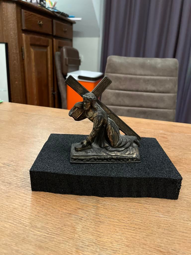Bronzen Jezus aan het kruis beeld 15 cm hoog, Ophalen of Verzenden