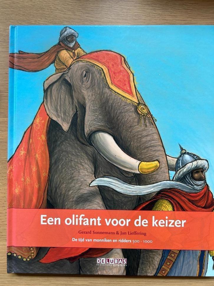Een olifant voor de keizer Sonnemans Lieffering, Boeken, Kinderboeken | Jeugd | 10 tot 12 jaar, Zo goed als nieuw, Fictie, Ophalen of Verzenden