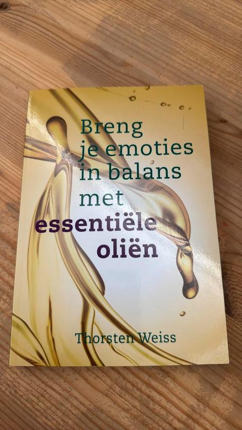 Breng je emoties in balans met essentiële oliën, Boeken, Wetenschap, Zo goed als nieuw, Ophalen of Verzenden