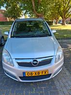 Opel Zafira 1.8 benzine 7 Persons "Automaat" /NL auto, Auto's, Automaat, Stof, Grijs, Bluetooth
