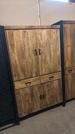 Wandkast britt nieuw in de verpakking, Ophalen, Outletliving7@gmail.com, 100 tot 150 cm, 1 of 2 laden