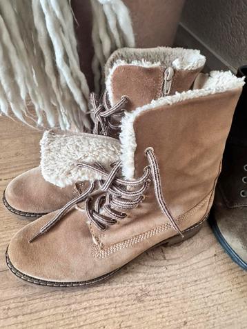 Laarzen gevoerd maat 39 zgan beschikbaar voor biedingen