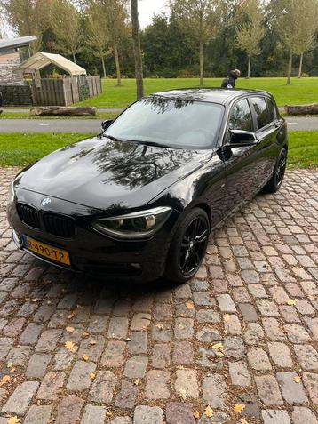 BMW f20 1-Serie 116I 2012 zwart M pakket 108.*** km beschikbaar voor biedingen