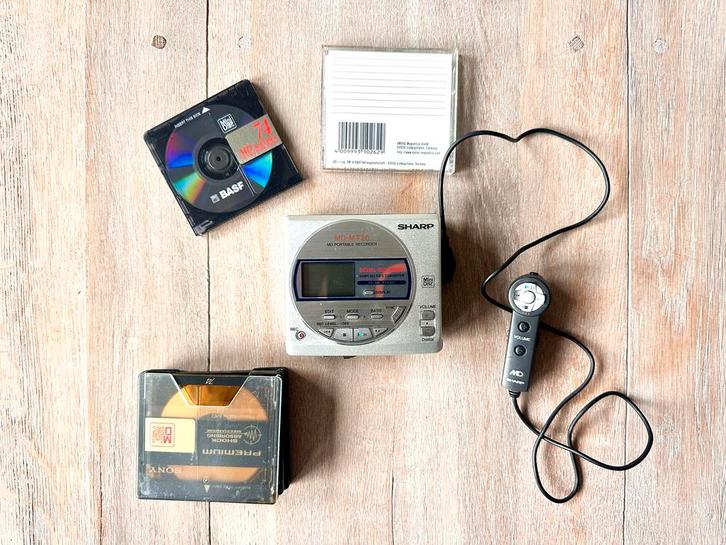 Sharp MD-MT20 Minidisc Recorder + 5 Mini-Disc’s, Audio, Tv en Foto, Walkmans, Discmans en Minidiscspelers, Minidisc-recorder, Ophalen of Verzenden