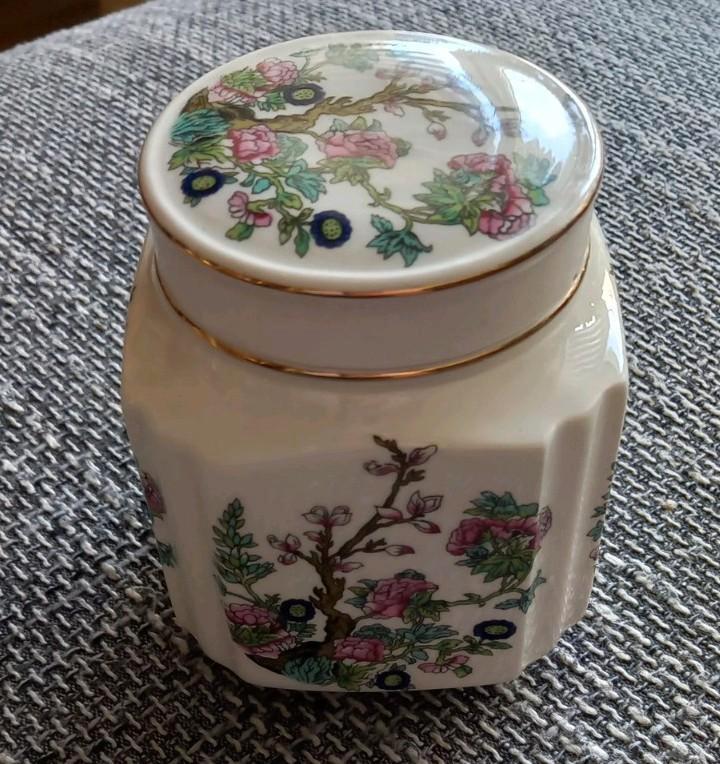 Vintage gemberpot.
Porselein. Puntgaaf., Antiek en Kunst, Antiek | Porselein, Ophalen of Verzenden