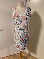 Amisu dames jurk maat 42 voor 15 euro, Kleding | Dames, Ophalen of Verzenden, Zo goed als nieuw, Maat 42/44 (L), Zwart