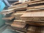 43 m2 massief eiken parketvloer .25& 24 cm breed. 2,5 cm dik, 2e hands product geen info bekend, 2e hands product geen info bekend
