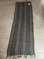 Berna: NIEUWE luxe royale sjaal, Kleding | Dames, Mutsen, Sjaals en Handschoenen, Verzenden, Maat 46/48 (XL) of groter, Nieuw