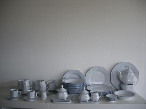 Seltmann Weiden Marina servies, Huis en Inrichting, Keuken | Servies, Zo goed als nieuw, Bord(en), Overige stijlen, Porselein