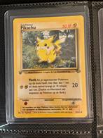 Pikachu Pokémon Kaart - Eerste Editie, Hobby en Vrije tijd, Verzamelkaartspellen | Pokémon, Ophalen of Verzenden, Gebruikt, Losse kaart