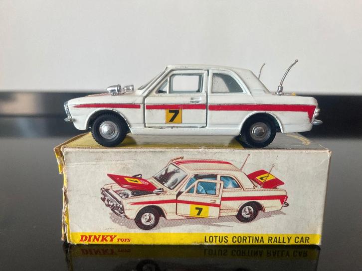 Dinky Toys #205 Lotus Cortina Rally Car, Hobby en Vrije tijd, Modelauto's | 1:43, Zo goed als nieuw, Auto, Dinky Toys, Ophalen of Verzenden