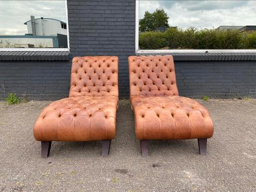 Twee Chesterfield Chais Longue banken cognac, Huis en Inrichting, Banken | Voetenbanken en Poefen, Gebruikt, 125 cm of meer, Rechthoekig