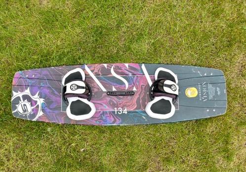Perfecte eerste kiteboard Slingshot 134 - 41, Watersport en Boten, Kitesurfen, Gebruikt, Twintip, Ophalen