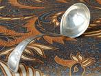Mooie antieke silverplate sauslepel uit Engeland 18 cm. 1890