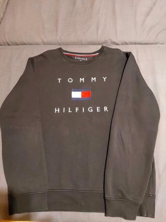 Zwarte sweater van Tommy Hilfiger" maat XL., Kleding | Heren, Truien en Vesten, Zo goed als nieuw, Maat 56/58 (XL), Zwart, Ophalen of Verzenden