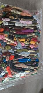 125 strengen borduurgaren Nieuw!, Hobby en Vrije tijd, Ophalen of Verzenden, Nieuw, Borduurgaren of Zijde