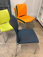 Stapelstoelen Kusch & co, Huis en Inrichting, Stoelen, Ophalen, Zo goed als nieuw