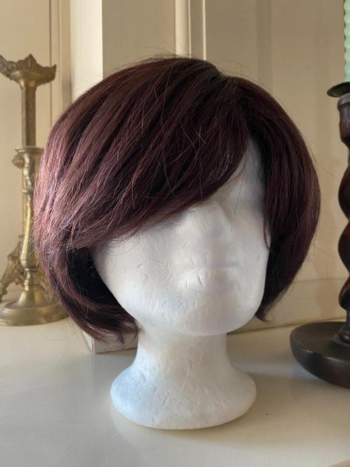 Erg mooi haarwerk pruik BOB, Sieraden, Tassen en Uiterlijk, Uiterlijk | Haarverzorging, Zo goed als nieuw, Pruik of Haarverlenging