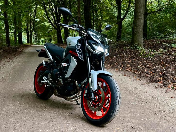 Yamaha MT-09 ICE FLUO – 2020 | Slechts 8570 km | Topstaat, Motoren, Motoren | Yamaha, Particulier, Naked bike, meer dan 35 kW
