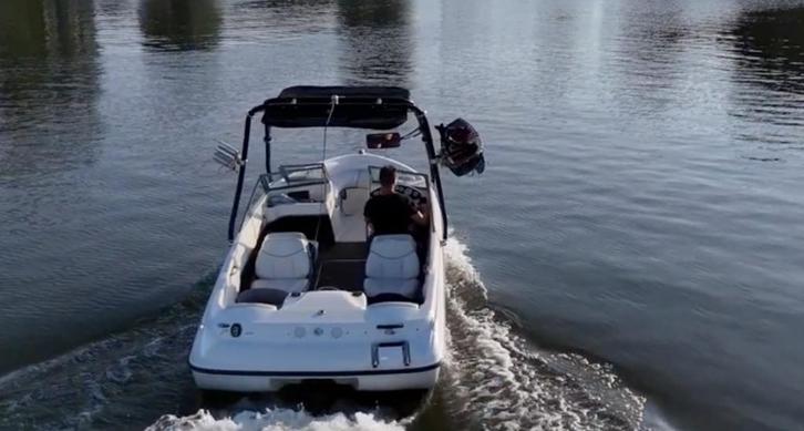 Wakeboardboot Bayliner 175 + 3x wakeboards, vesten etc, Watersport en Boten, Speedboten, Gebruikt, 3 tot 6 meter, Benzine, 120 tot 200 pk