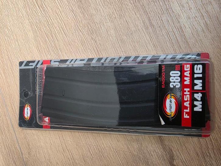 Evolution airsoft magazijnen, Boeken, Oorlog en Militair, Tweede Wereldoorlog, Ophalen of Verzenden