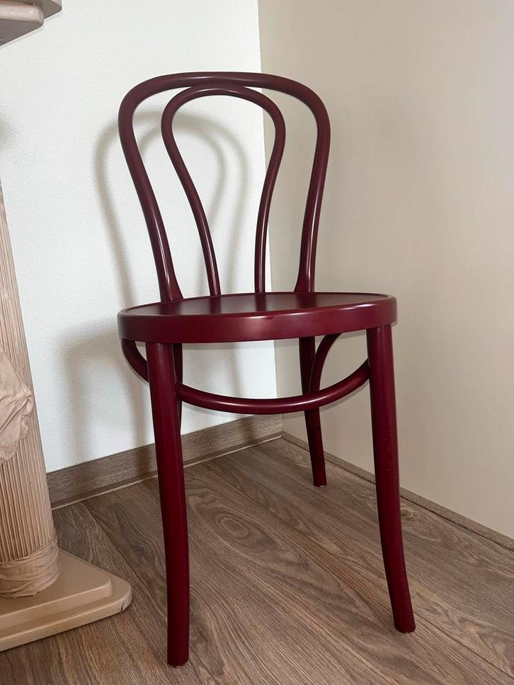 Vintage IKEA Bjuran Stoel – Bordeaux Rood, Huis en Inrichting, Stoelen, Zo goed als nieuw, Eén, Kunststof, Rood, Ophalen of Verzenden