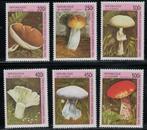 S349 Guinee 1610/15 postfris Paddestoelen, Postzegels en Munten, Postzegels | Thematische zegels, Verzenden, Postfris, Dier of Natuur