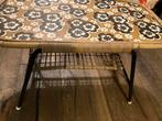 Vintage tafel, 50 tot 100 cm, Ophalen of Verzenden, Zo goed als nieuw, Minder dan 50 cm
