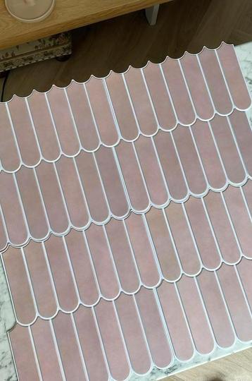 Plak tegels, afmeting 30x30 zalmrose beschikbaar voor biedingen