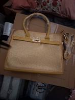Gouden Handtas / Avondtasje, Sieraden, Tassen en Uiterlijk, Tassen | Damestassen, Ophalen of Verzenden, Nieuw, Geel, Handtas