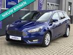 Ford Focus 1.5 EcoBoost 182pk automaat Titanium trekhaak!, Auto's, Stof, Zwart, 4 cilinders, Blauw