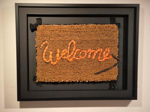 Banksy Welcome Mat – Professioneel ingekaderd –, Antiek en Kunst, Kunst | Designobjecten, Ophalen