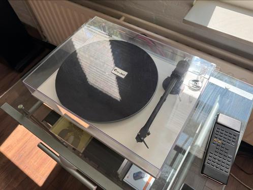Pro-ject T1 platenspeler (dec 2022) met Ortofon OM5E element, Audio, Tv en Foto, Platenspelers, Zo goed als nieuw, Overige merken