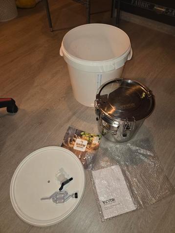 Moonshine vevor beschikbaar voor biedingen