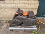 Dakpannen OVH nokvost, Doe-het-zelf en Verbouw, Dakpannen en Dakbedekking, Ophalen, Steen of Klei, Zo goed als nieuw, 15 m² of meer