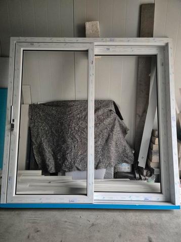 Te koop.schuifpui.  beschikbaar voor biedingen