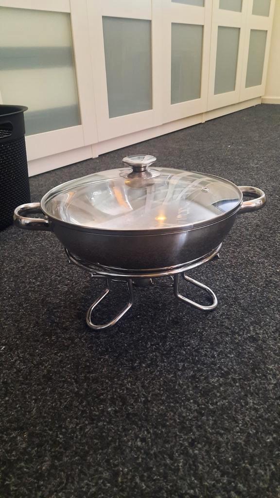 Warmhoudpan met onderstel en deksel, Huis en Inrichting, Keuken | Keukenbenodigdheden, Gebruikt, Ophalen