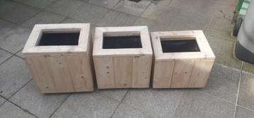 Houten Bloembakken Set  beschikbaar voor biedingen