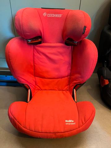 Maxi Cosi RodiFix Rood Isofix beschikbaar voor biedingen