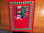 VINTAGE KERST TAFELKLEED KLEED LOPER RETRO 80 90  KERSTMAN, Huis en Inrichting, Keuken | Textiel, Ophalen of Verzenden