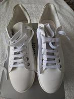 BullBoxer witte sneaker mt 43, Nieuw, Ophalen of Verzenden, Sneakers of Gympen, Wit