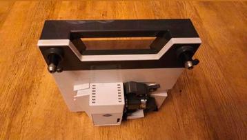 Compacte super 8 mm Filmrojector nieuwe lamp. beschikbaar voor biedingen