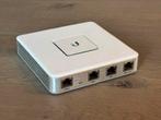 Ubiquiti Unifi Security Gateway (USG) Router, Ophalen of Verzenden, Zo goed als nieuw, Router, Ubiquiti UniFi
