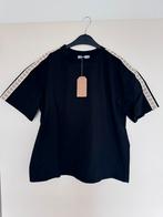 Zwart t-shirt one size met hartjes stevige stof, Maat 38/40 (M), Zwart, Nieuw, Ophalen of Verzenden