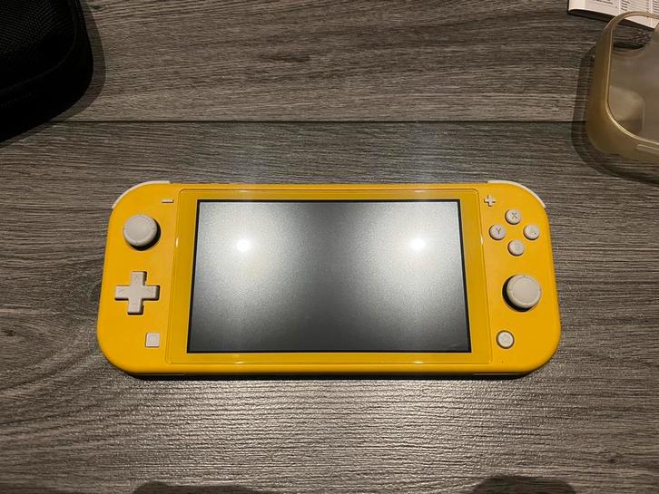 Nintendo Switch Lite, Spelcomputers en Games, Spelcomputers | Nintendo Switch, Zo goed als nieuw, Switch Original, Zonder controller