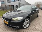 BMW 5-Serie 3.0 I 523i 2010 Automaat Leer Navi Cruise Full, Auto's, Beige, 2996 cc, Leder, Bedrijf